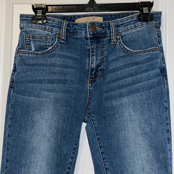 Joe’s Raw Hem Skinny Jeans - Picture 2 of 10